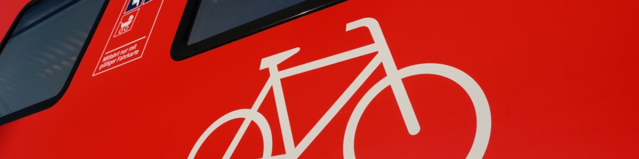 Fahrradsymbol auf Regionalzug
