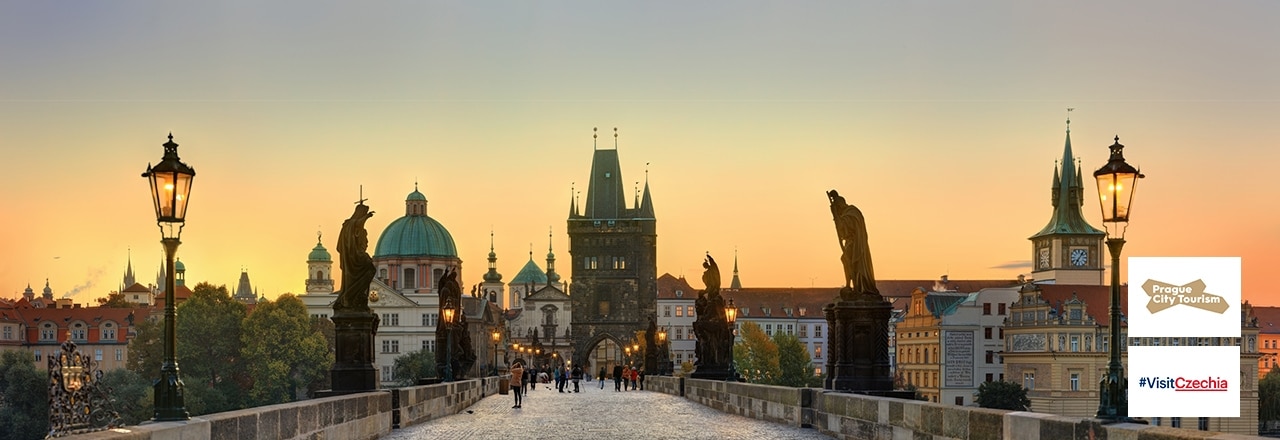 Karlsbrücke in Prag, Tschechien.
