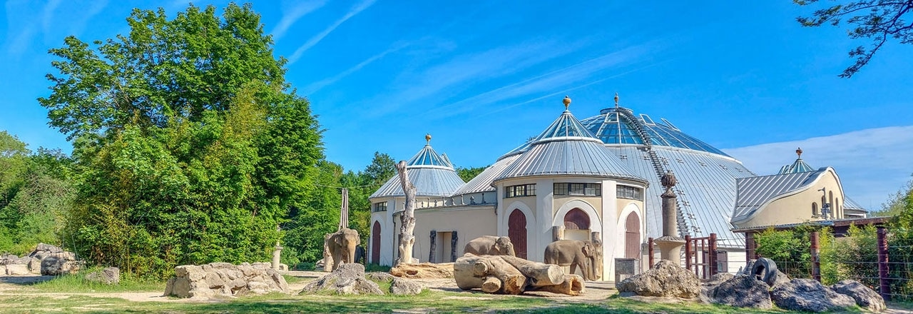 Asiatische Elefantenanlage im Tierpark Hellabrunn