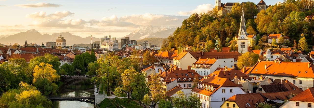 Blick auf die Stadt Ljubljana bei Abendsonne