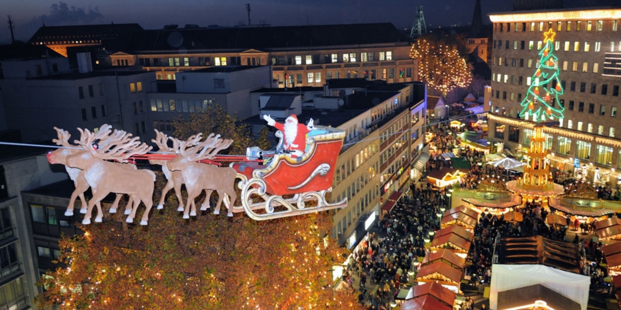 Blick von oben auf den  Weihnachtsmarkt Bochum