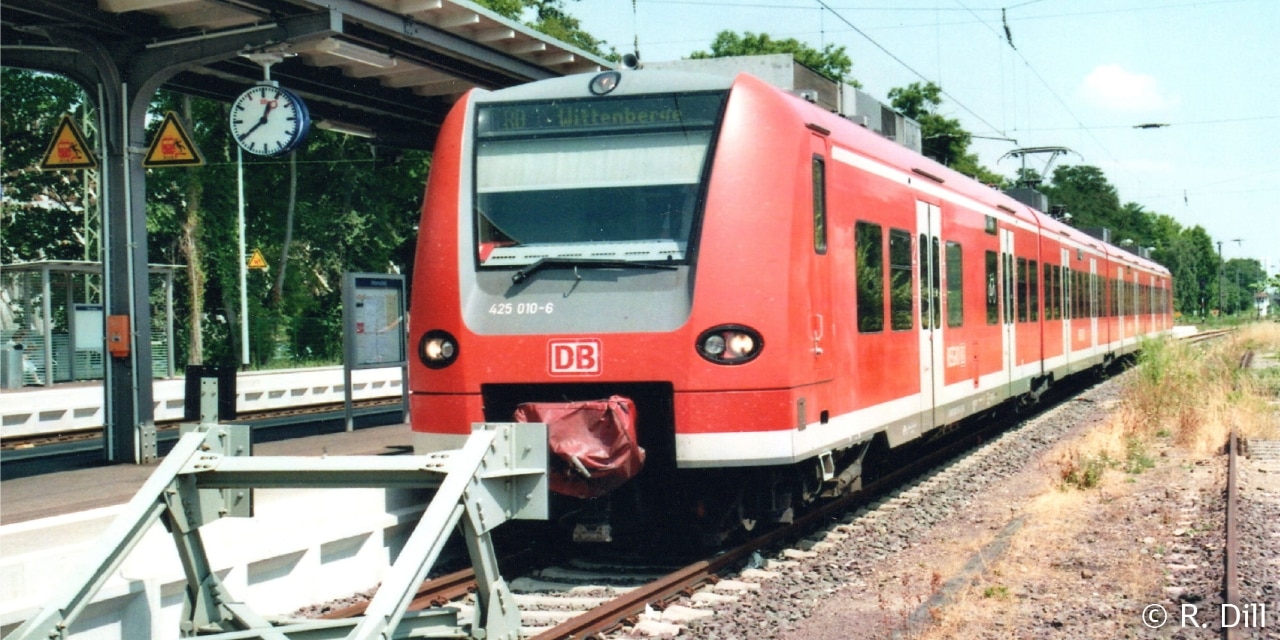 S-Bahn als RE zwischen Zielitz und Wittenberg im Jahre 2010