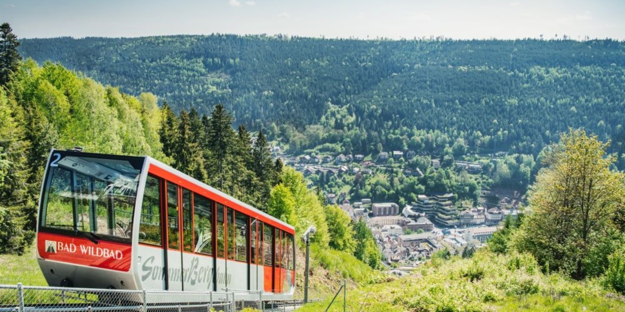 Mit Tickets Der Bahn Nach Bad Wildbad Zur Sommerbergbahn