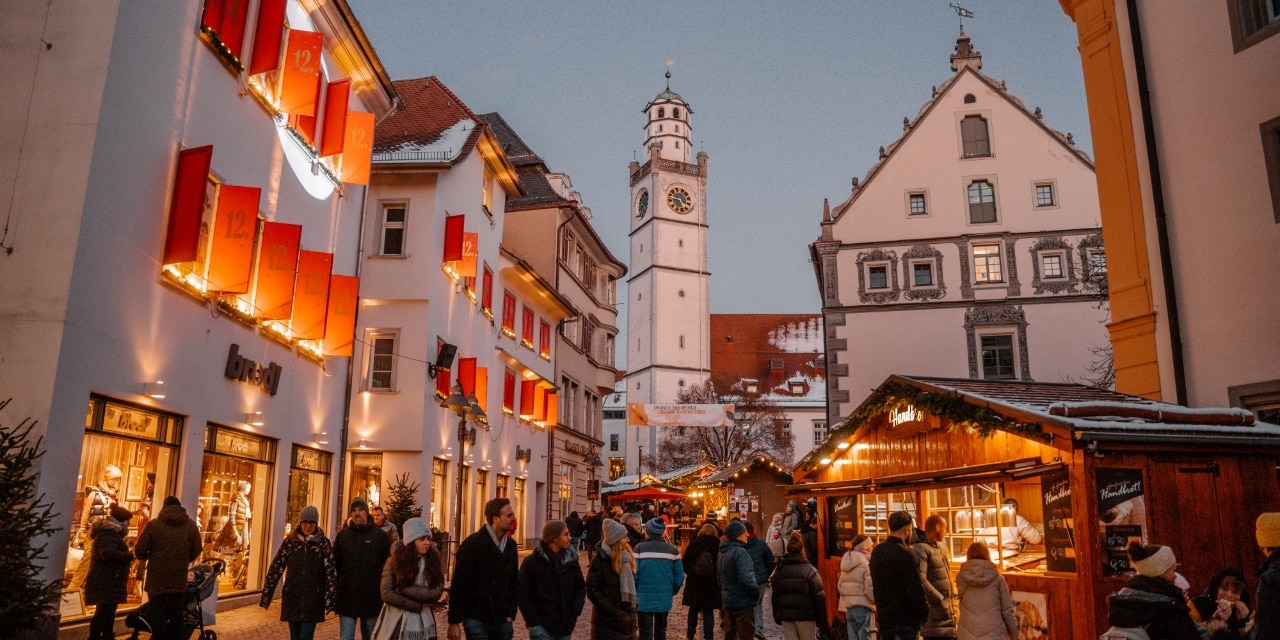 Blick auf Weihnachtsmarktgasse