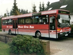 ''Neuer Weser-Ems Bus'' im Streifendesign