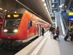 Regional-Express RE 5 nach Falkenberg (Elster)