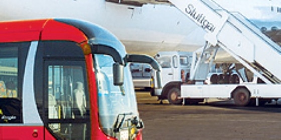 Airport Sprinter, Bus und Flugzeug