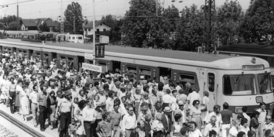 Historisches Bild der S7 am Bahnhof Wolfratshausen