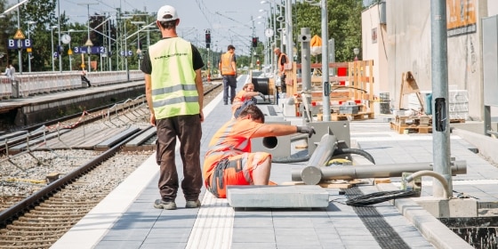 Bauarbeiter auf einer Baustelle