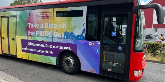 Pride Bus von Weser-Ems-Bus