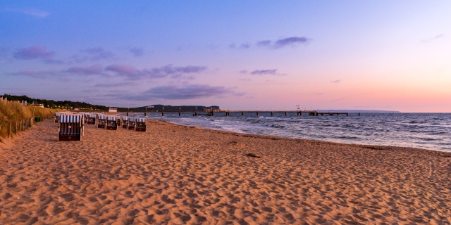 Strand mit Strandkörben