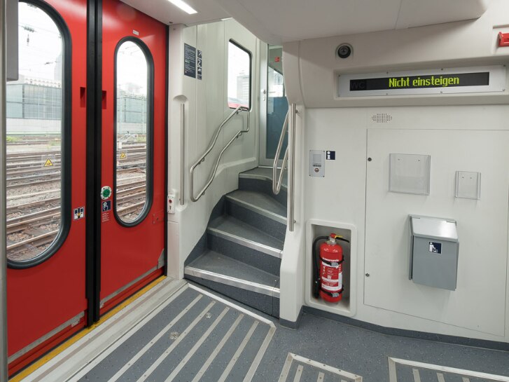 Main-Ried-Express Einstieg