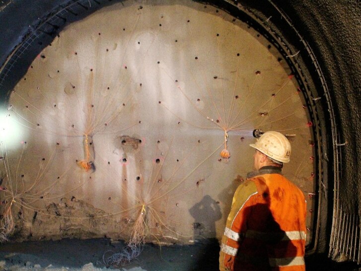 Sprengungen Zierenberger Tunnel
