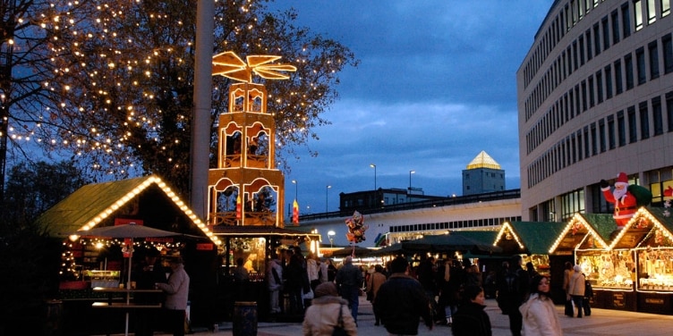 Zum Weihnachtsmarkt Ludwigshafen Mit Der Bahn