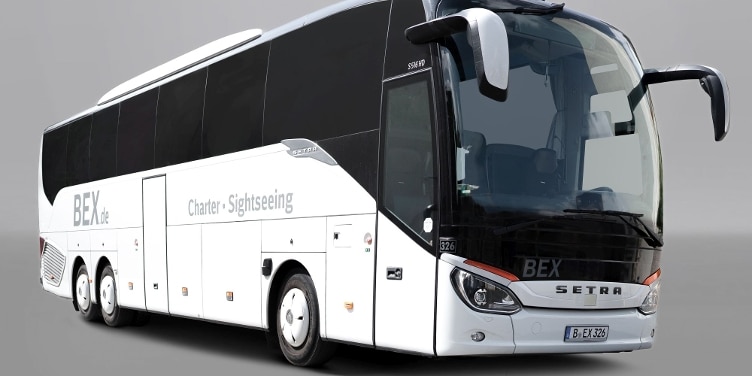 Komfortbus Setra S 516 HD weiß Ansicht von außen