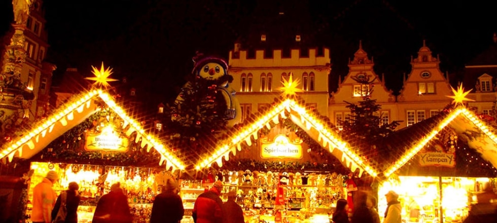 Weihnachtsmarkt Trier beleuchtet