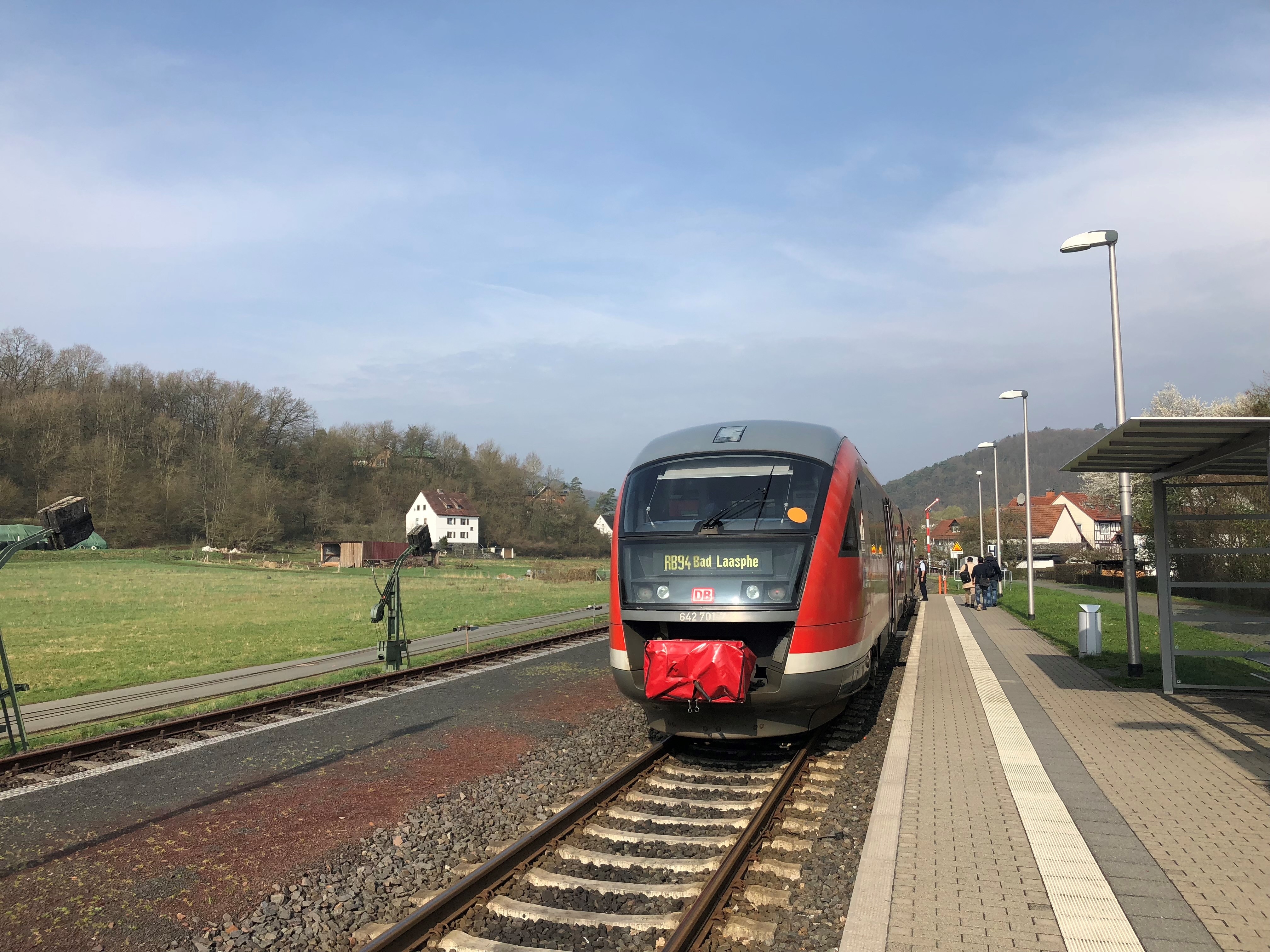Zug der Kurhessenbahn in Buchenau